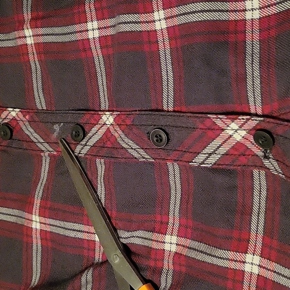 Deluth Trading Plaid Quality Red Gray White Womens Size Large Flannel - Picture 7 of 7